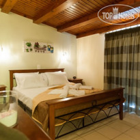 Castello Apartments 