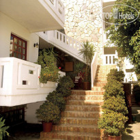 Proimos Apartments