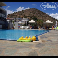 Adrakos Apartments