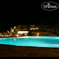 Adrakos Apartments