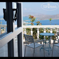 Adrakos Apartments