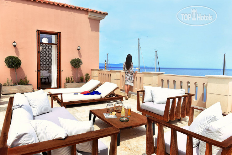 Hotel photo Ambassadors Residence 5*
