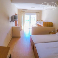 Finikas Apartments