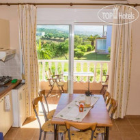 Finikas Apartments