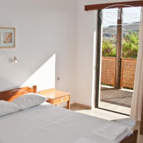 Oasis Apartments & Rooms