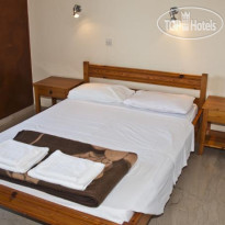 Oasis Apartments & Rooms