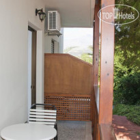 Oasis Apartments & Rooms