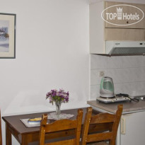 Oasis Apartments & Rooms
