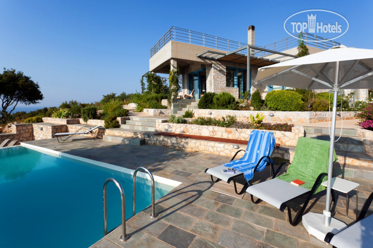 Daedalos & Ikaros Luxury Villas