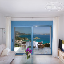 Daedalos & Ikaros Luxury Villas