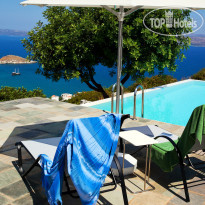 Daedalos & Ikaros Luxury Villas