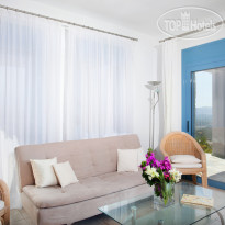 Daedalos & Ikaros Luxury Villas