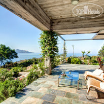 Daedalos & Ikaros Luxury Villas