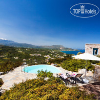 Daedalos & Ikaros Luxury Villas