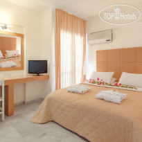 Olympus Hotel & Apartments 