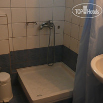 Des Roses Hotel Номера