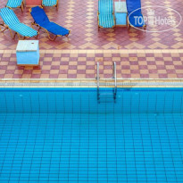 Adonis Hotel