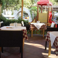 Akti Hotel