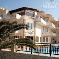 Malou Apartments