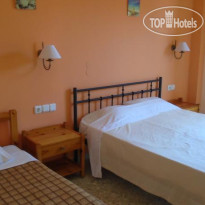 Antonis Beach Hotel