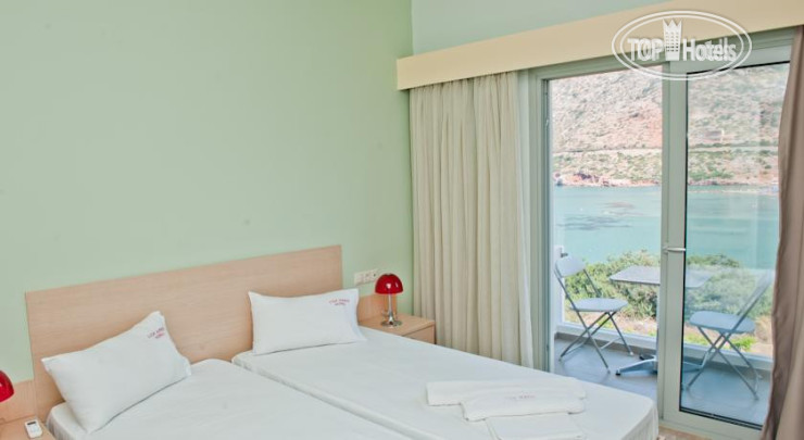 Lisa Mari Beach Hotel