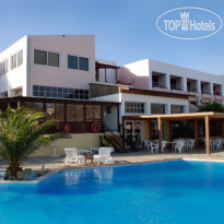 Damnoni Bay Hotel