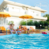 Elena Rooms & Apartments