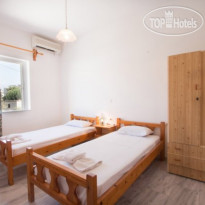 Elena Rooms & Apartments