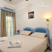 Tripodis Apartments