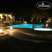 Anavaloussa Apartments