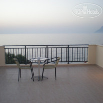 Mesogios Beach Hotel 