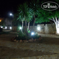 Skandalis Traditional Suites Территория отеля