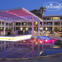 Atlantica Kalliston Resort & Spa 