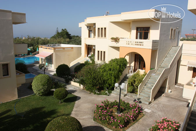 Hotelier's photos Olga & Sandy Suites 2*