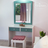 Theoni Apartments