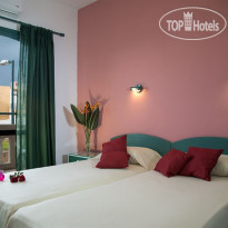 Theoni Apartments