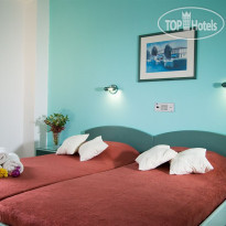 Theoni Apartments