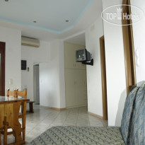 Kastro Studios Apartments Улучшенные трехкомнатные апарт