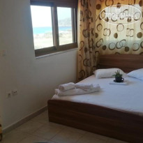 Enplo Apartments 