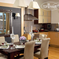 Pleiades Luxurious Villas 