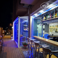 Thalia Bar-Deck