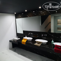 Thalia Public Bathrooms