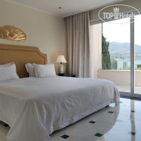 Out of the Blue, Capsis Elite Resort