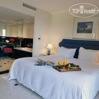 Out of the Blue, Capsis Elite Resort