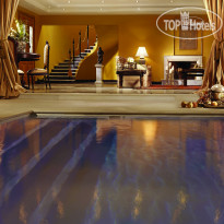Out of the Blue, Capsis Elite Resort