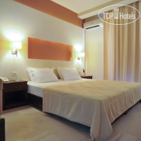 Corinna Mare Apartments & Studios 