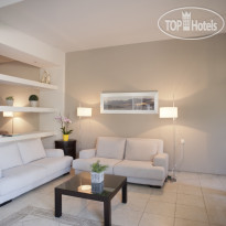 Corinna Mare Apartments & Studios 