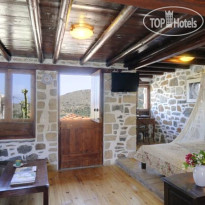 Elounda Traditional Art Suites