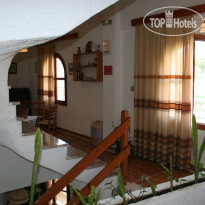 Lefka Hotel 