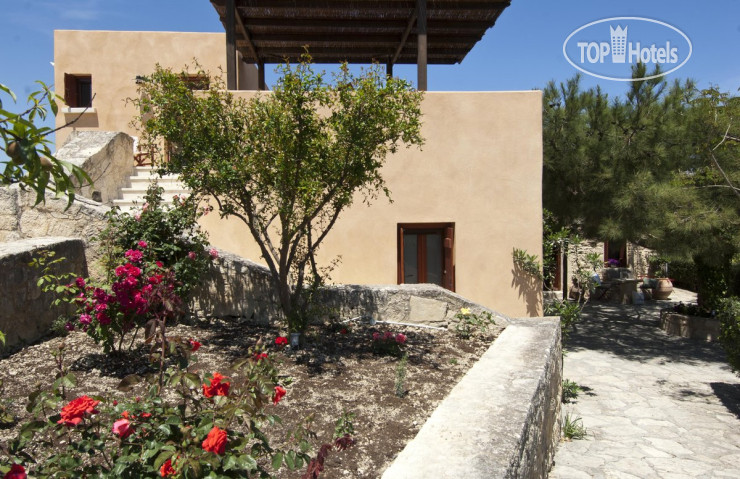 Hotelier's photos Scalani Hills Boutari Winery & Residences